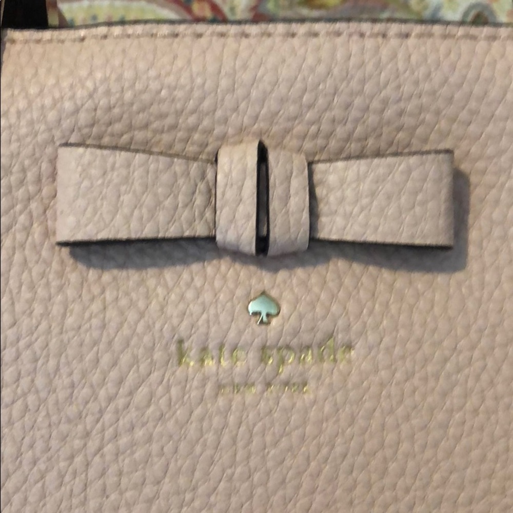 Kate Spade Purse - Picture 3 of 7